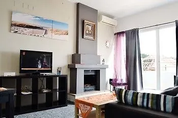 아파트 Marques De Guadiaro 1 *